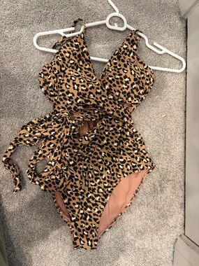 Aerie Leopard Print One-Piece Swimsuit - Tan/Black